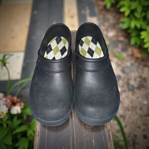 Crocs Neria Pro Black Dual Comfort Clogs Plaid Insoles Size W 9